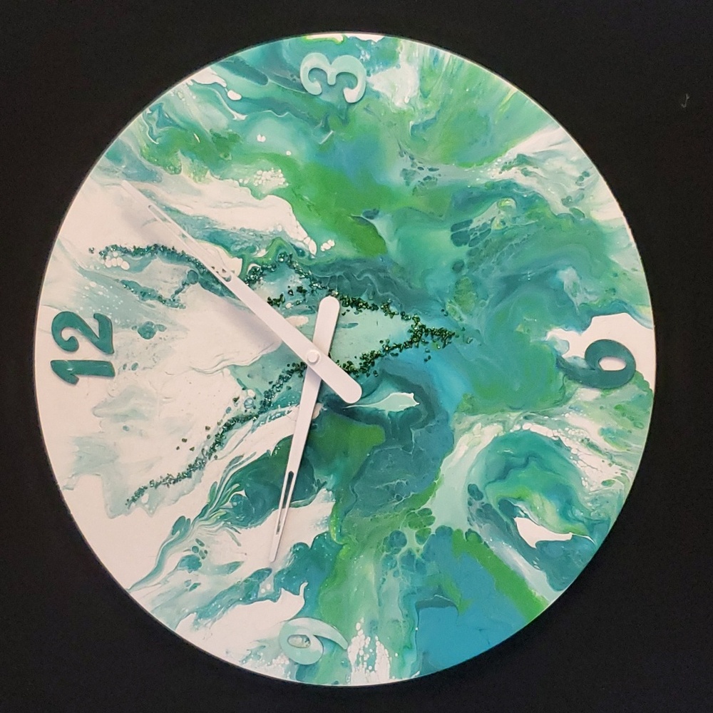 18" Circular Hand-Painted Wall Clock, Green tones, White, minimalis…